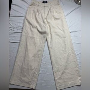 Hollister Ultra High-Rise Cream Wide Leg Pants